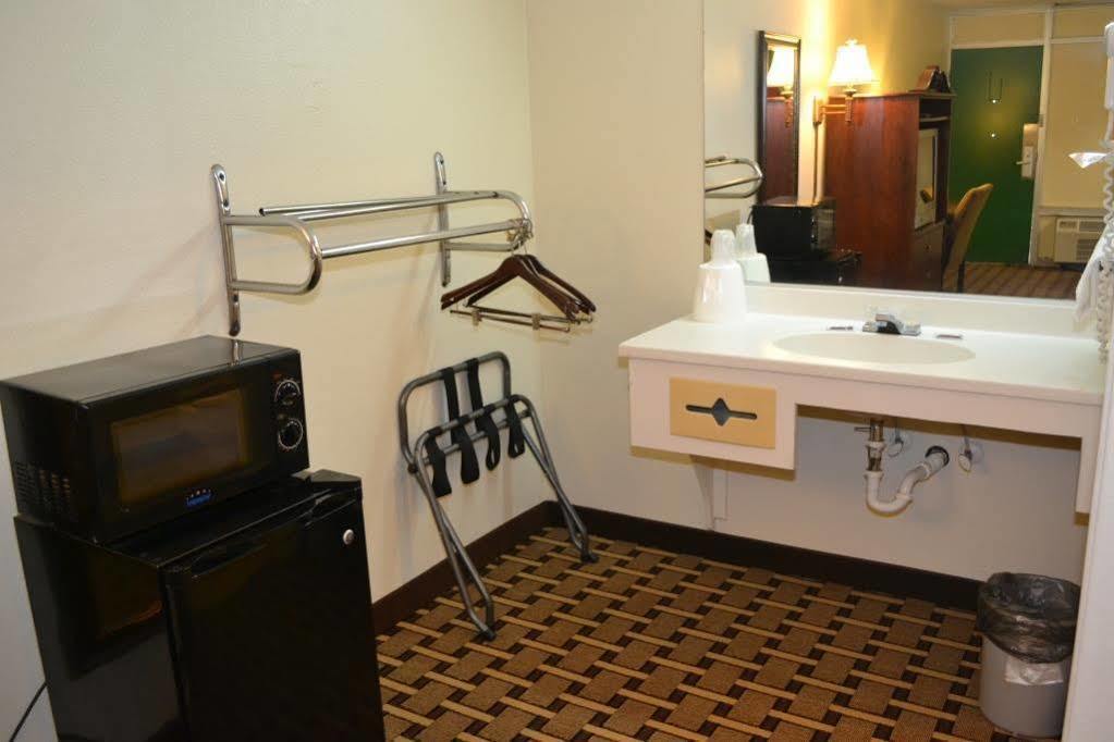 Masters Inn Augusta Washington Rd, I-20 Ngoại thất bức ảnh