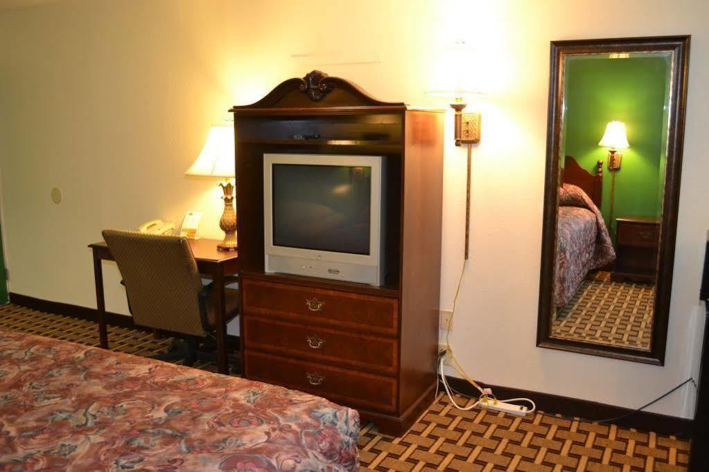 Masters Inn Augusta Washington Rd, I-20 Ngoại thất bức ảnh